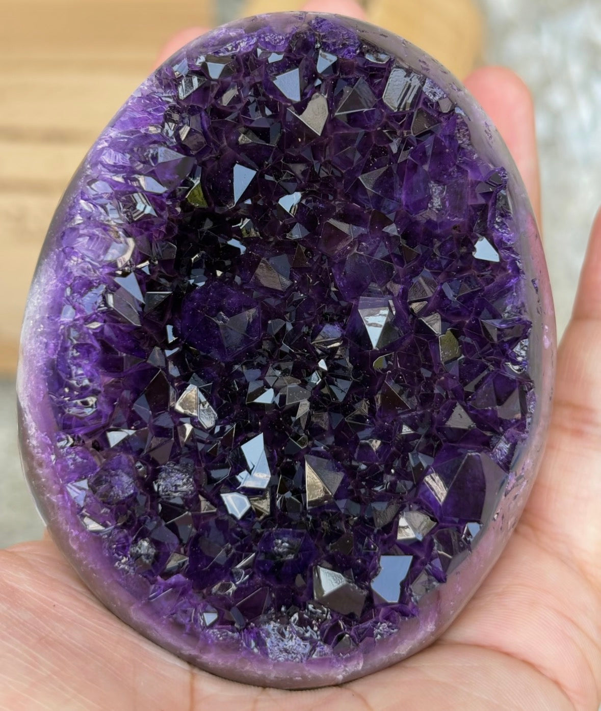 Amethyst geodes with cut base big size and deep purple color